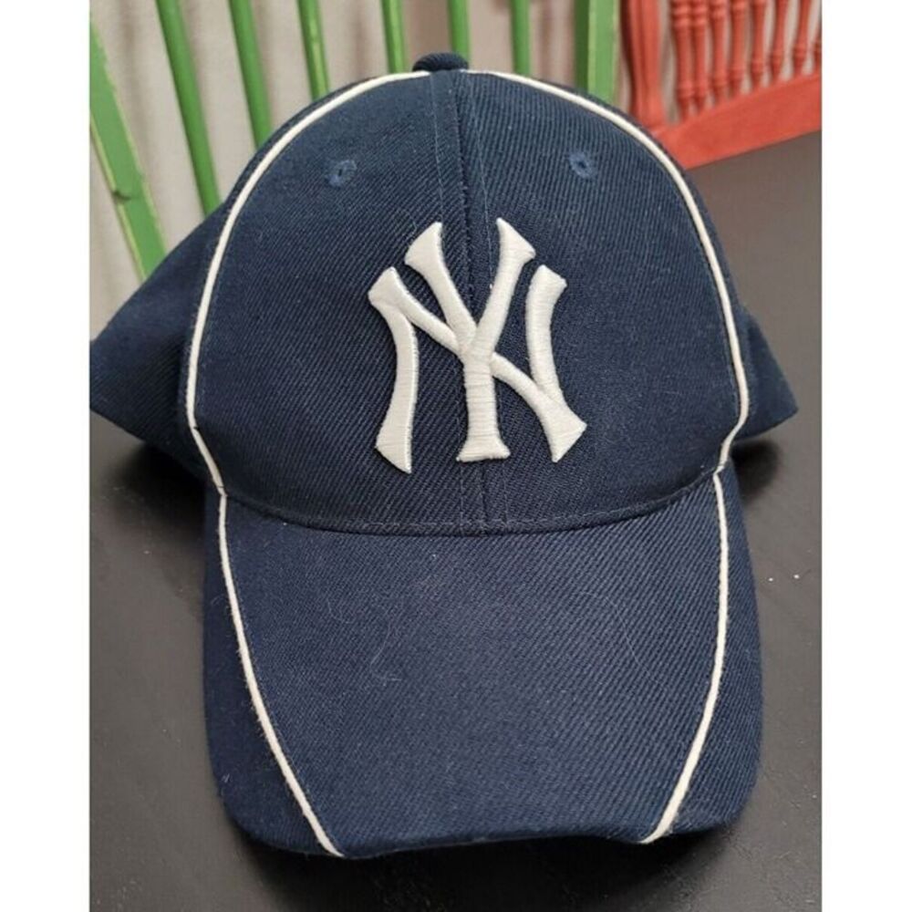 MLB New York Yankees Canon Cap Hat Adult Adjustable Blue Melonwear Navy Blue